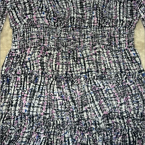 Express V-Neck Tiered Skirt Mini Dress - Picture 6 of 7